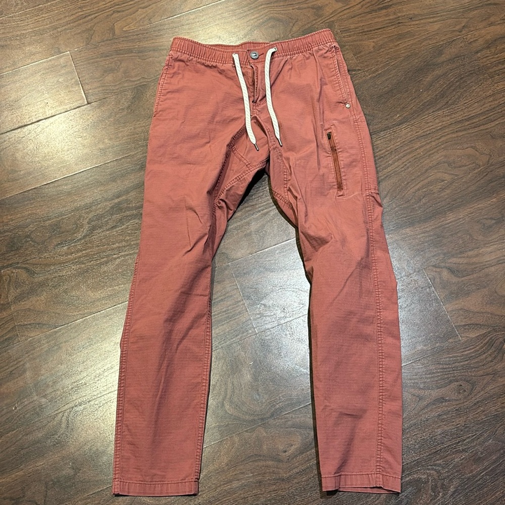 Vuori men’s ripstop pants